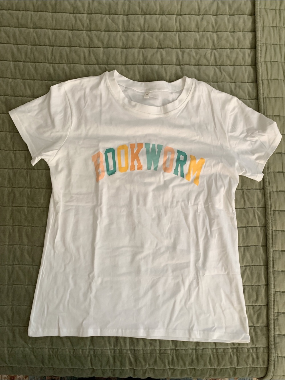 (NWOT) Bookworm Graphic Tee - White Women’s T-Shirt - Medium